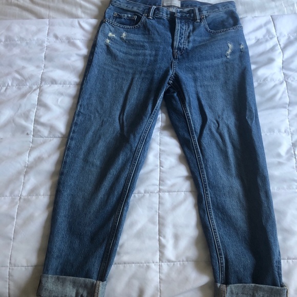 SOLD - Everlane Relaxed Boyfriend Jeans - Picture 4 of 8